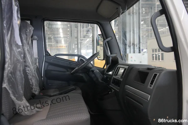 Karry Green Card S 117hp 4X2(6 wheels) 4m one-and-a-half-row van light truck (mid-body) Cab (1) | 86Trucks