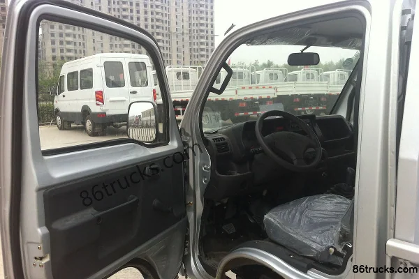Jinbei Jinbei Star diesel 2.0L 65 ch 4X2(6 roues) diesel camion plateau micro 3 m monoplace Cabine (1) | 86Trucks