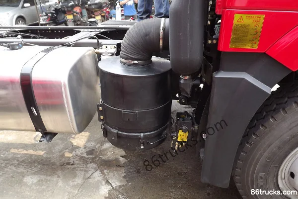 FAW Jiefang J6P heavy truck 350hp 6X4(10 wheels) 5.8m dump truck (cab-over) Chassis (2) | 86Trucks