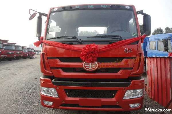 FAW Jiefang Qingdao New Hanwei (J5M) Medium Truck 160 hp 4X2(6 wheels) 6.75m Grain Van Cargo Truck (Chassis) Exterior