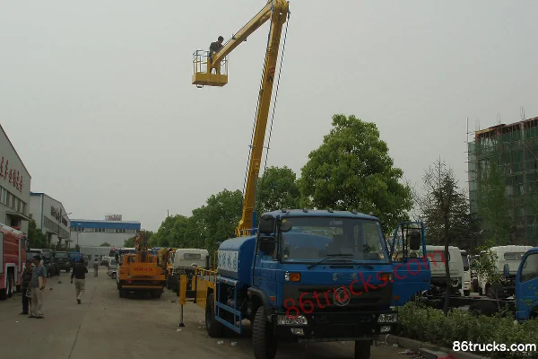 Dongfeng 153 Series 180 hp 4X2(6 wheels) Green Sprinkler Truck (Jiangte Brand) Exterior (3) | 86Trucks