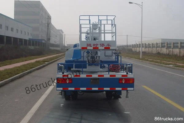 Dongfeng Commercial Vehicle Tianjin 180 hp 4X2(6 wheels) Green Sprinkler Truck (Jiangte Brand) Exterior (2) | 86Trucks