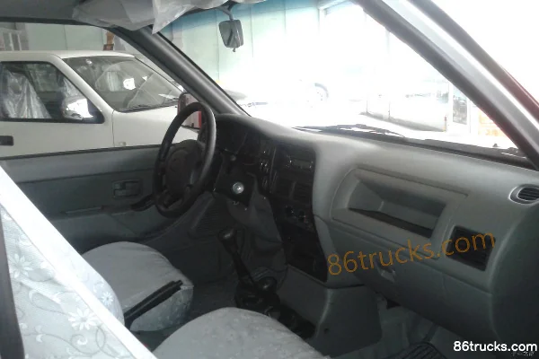 Qingling Isuzu T17 2019 Luxury Edition 2.6L Gasoline 121 hp 4WD Double-Row Drop-Side Pickup Chassis (2) | 86Trucks