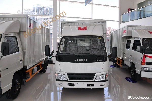 JMC New Kaiyun 109 ch 4X2(6 roues) camion léger fourgon à cabine simple 3,1 m Extérieur (2) | 86Trucks