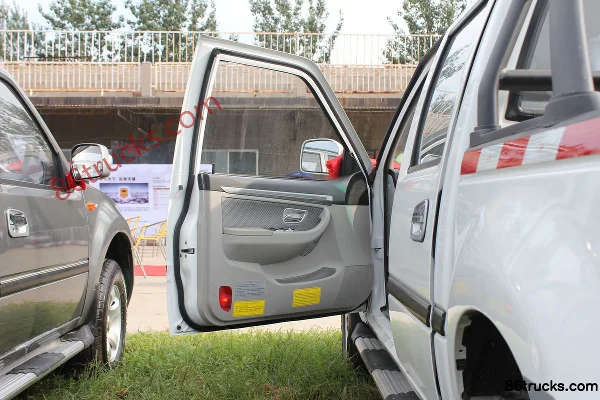 2012 Foton Conqueror 2.8L diesel 4WD double cab pickup truck Chassis (1) | 86Trucks