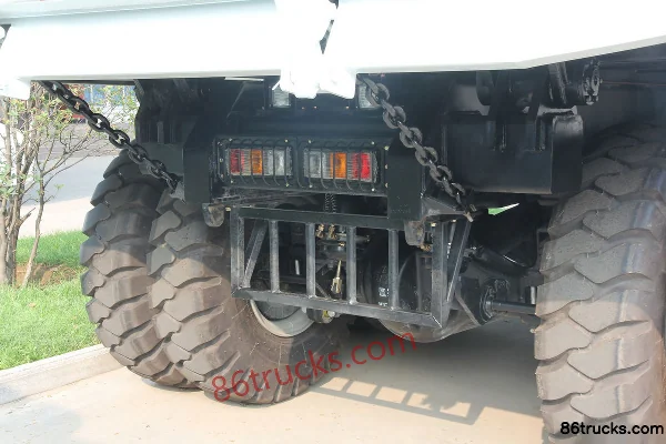 Yutong 375 ch 6X4(10 roues) camion benne minier large (40 tonnes) Châssis (3) | 86Trucks