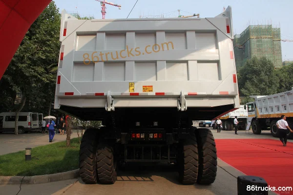 Yutong 380 hp 6X4(10 wheels) Wide-body Mining Dump Truck Exterior (3) | 86Trucks