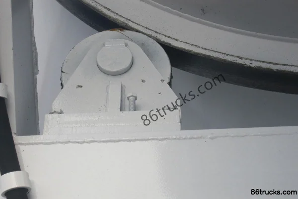 Foton Ruivo 3 Series 180 hp 4X2(6 wheels) Concrete Mixer Truck Body (1) | 86Trucks