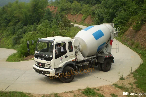 Foton Ruivo 3 Series 180 hp 4X2(6 wheels) Concrete Mixer Truck Exterior