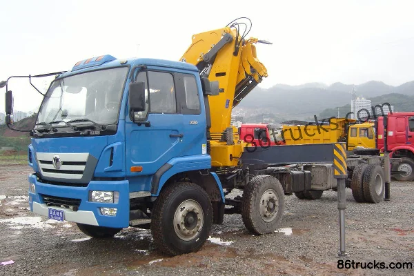 XCMG Ruilong 220 hp 6X2(8 wheels) Truck-mounted Crane (XCMG Brand) Exterior (3) | 86Trucks