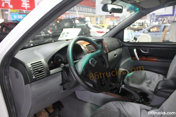 Huanghai Dachai Shen Supreme Edition Luxury 2012 2WD 3.2L Diesel Double Cab Pickup Chassis (2) | 86Trucks