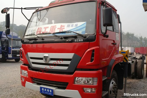 XCMG Ruilong 180 hp 4X2(6 wheels) Truck-Mounted Crane (XCMG brand) Exterior (2) | 86Trucks