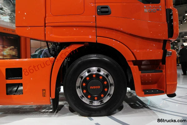 IVECO Stralis Hi-Way Series Heavy Truck 500hp 4X2(6 wheels) Tractor Truck Chassis (3) | 86Trucks