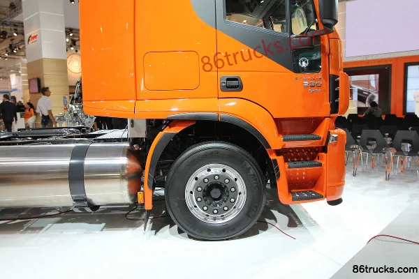 IVECO Stralis Hi-Road série poids lourd 330 ch 4X2(6 roues) tracteur routier Châssis (2) | 86Trucks