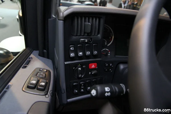 Scania R série poids lourd 480 ch 6X2R tracteur routier (modèle R480 LA6X2/4MNB) Cabine (3) | 86Trucks