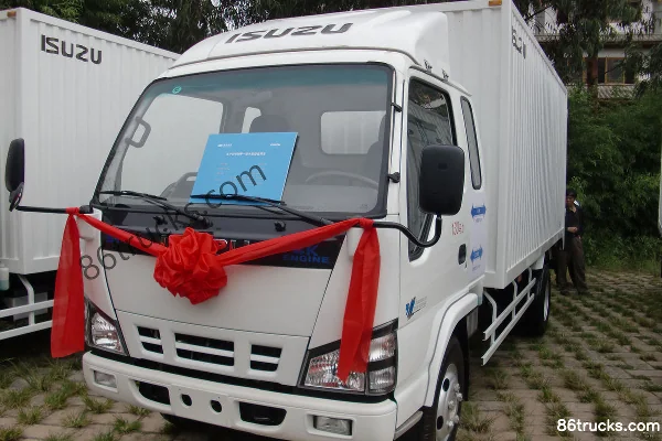 Qingling Isuzu 600P 130 hp 4X2(6 wheels) 3.8m Single Row Van Light Truck Exterior (3) | 86Trucks