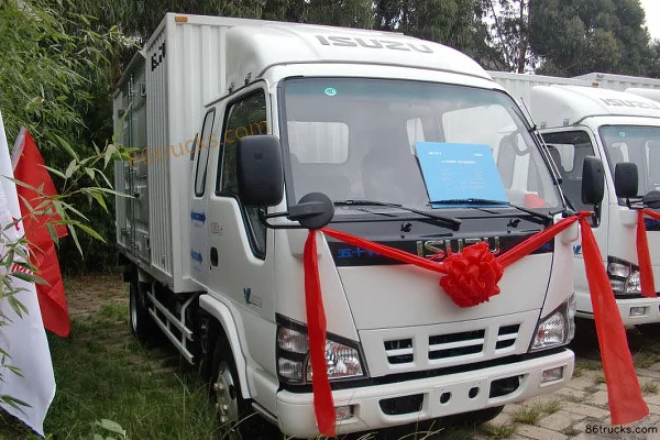 Qingling Isuzu 600P 130 hp 4X2(6 wheels) 3.8m Single Row Van Light Truck Exterior (2) | 86Trucks
