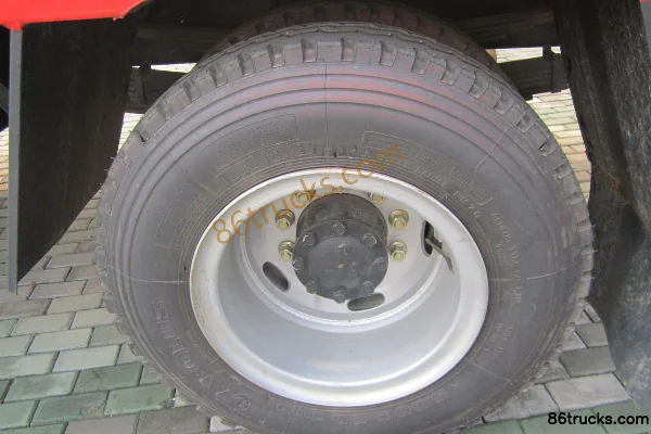 XCMG Ruilong 180 ch 4X2(6 roues) camion plateau (marque spéciale) Châssis (1) | 86Trucks