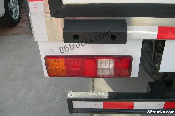 Zhengzhou Nissan Cabstar 130hp 4X2(6 wheels) 3m Single Row Van Light Truck Chassis (3) | 86Trucks