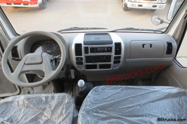 FAW-GM Small FAW Jiefang 120hp 4X2(6 wheels) 4.7m Semi-row Flatbed Cargo Truck Cab (2) | 86Trucks