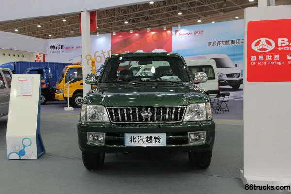 BAIC Ruiling Chuangye Edition 2013 4WD 2.5L Diesel Double Row Pickup Cab (2) | 86Trucks