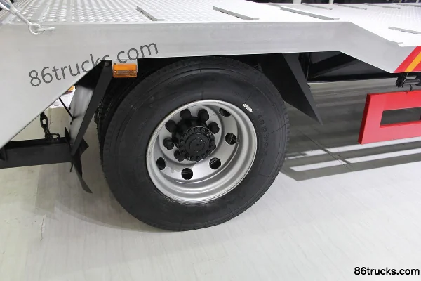 Dongfeng Yuhu 190 hp 4X2(6 wheels) Flatbed Truck Chassis (3) | 86Trucks