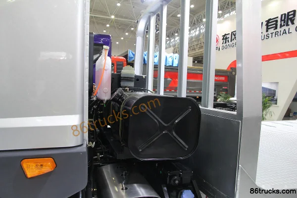 Dongfeng Yuhu 190 hp 4X2(6 wheels) Flatbed Truck Chassis (2) | 86Trucks