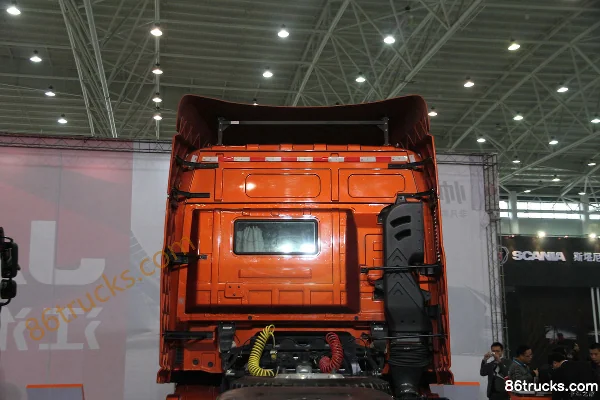 Union Truck U420 420 hp 6X4(10 wheels) Tractor Truck Chassis (1) | 86Trucks