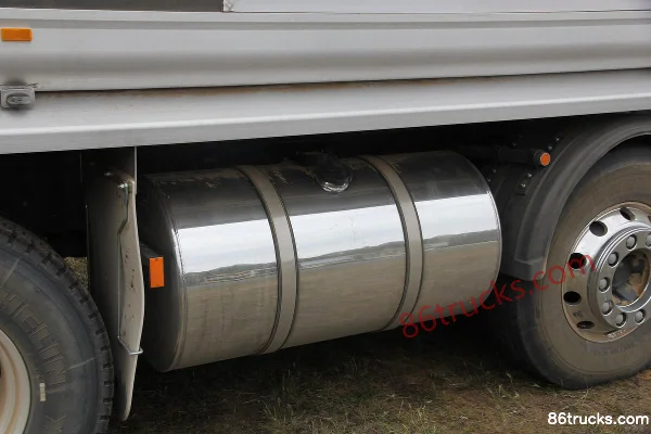 Volvo FMX Heavy Truck 410 hp 8X4(12 wheels) Dump Truck Chassis (3) | 86Trucks