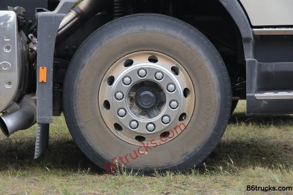 Volvo FMX Heavy Truck 410 hp 8X4(12 wheels) Dump Truck Chassis (1) | 86Trucks
