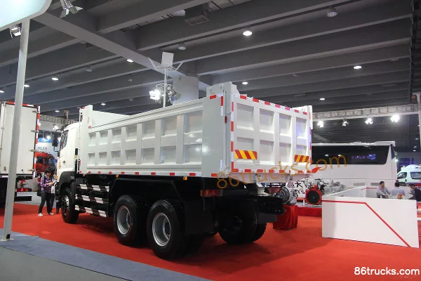 Guangqi HINO 700 Series Heavy Truck 350hp 6X4(10 wheels) 5.6m Dump Truck Exterior (3) | 86Trucks