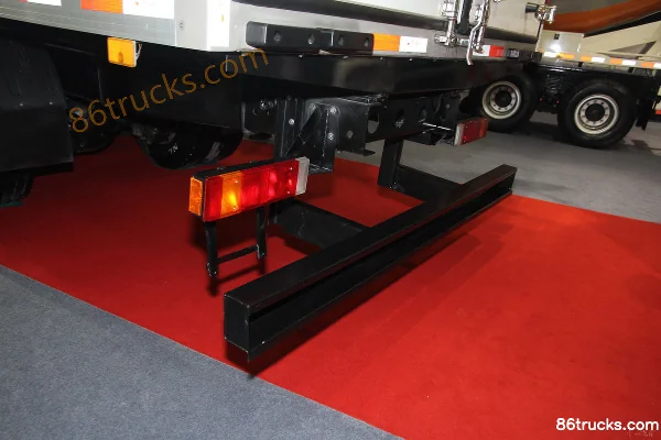 GAC HINO 700 Series 350 hp 8X4(12 wheels) Refrigerated Truck (CIMC Brand) Cab (1) | 86Trucks