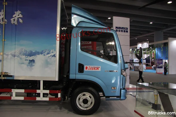 Yuejin Yuejin C500-33 170hp 4X2(6 wheels) 3.79m AMT automatic semi-row van light truck (China VI) (axle ratio 4.375) Chassis (1) | 86Trucks