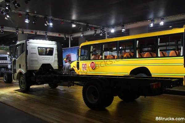 FAW Jiefang J6L Medium Truck 140 hp 4X2(6 wheels) 6.8m Cargo Truck Chassis (New Deutz) (2) | 86Trucks