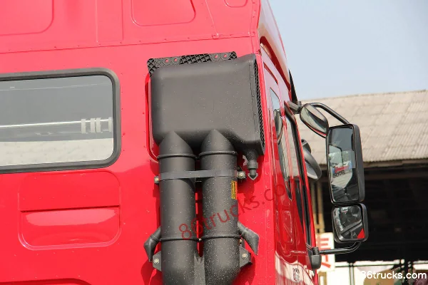 Dongfeng Liuqi Balong camion lourd 340 ch 8X4(12 roues) 8,2 m camion benne (châssis) (3) | 86Trucks