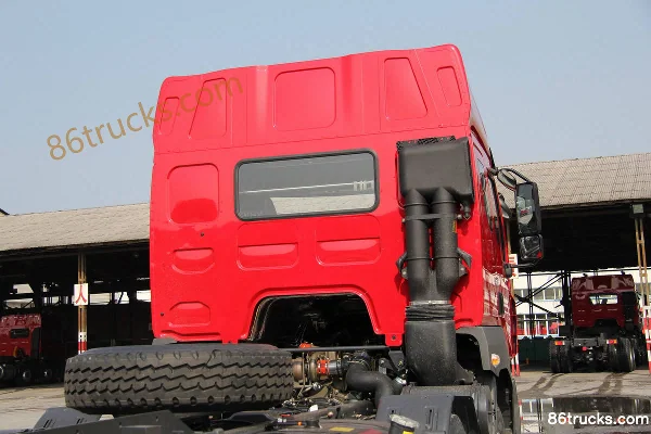 Dongfeng Liuqi Balong camion lourd 340 ch 8X4(12 roues) 8,2 m camion benne (châssis) (2) | 86Trucks
