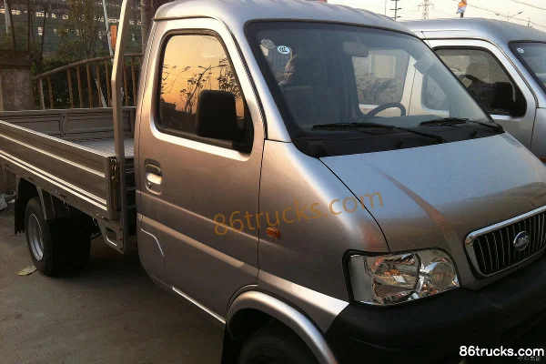 2011 JAC Lingling 1.8L 54hp 4X2(6 wheels) Diesel Flatbed Micro Truck with Side Rails Exterior (2) | 86Trucks