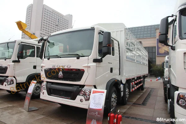 Sinotruk HOWO T5G 280hp 6X2(8 wheels) 7.8m stake truck Exterior (2) | 86Trucks