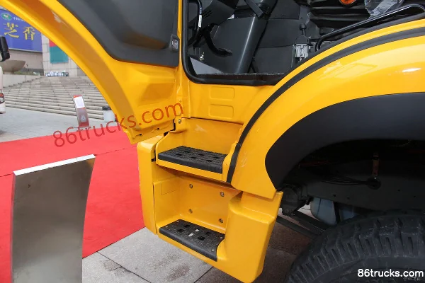 Sinotruk Haohan J7B 310hp 6X4(10 wheels) 5.4m Dump Truck Cab (2) | 86Trucks