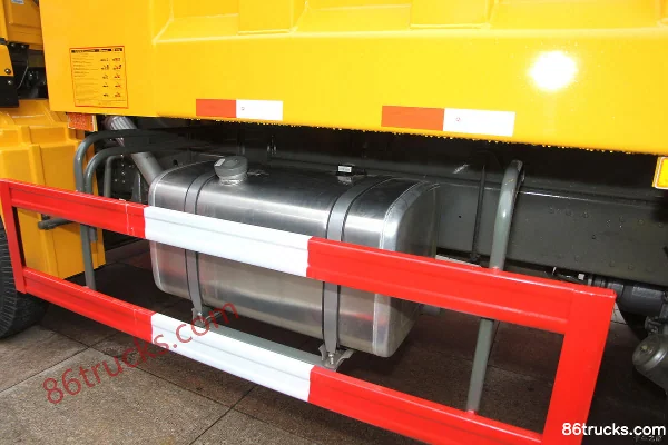 Sinotruk Haohan J7B 310hp 6X4(10 wheels) 5.4m Dump Truck Chassis (3) | 86Trucks