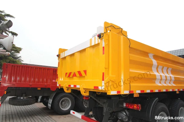 Sinotruk Hohan J7B 340hp 8X4(12 wheels) 5.6m dump truck Chassis (3) | 86Trucks