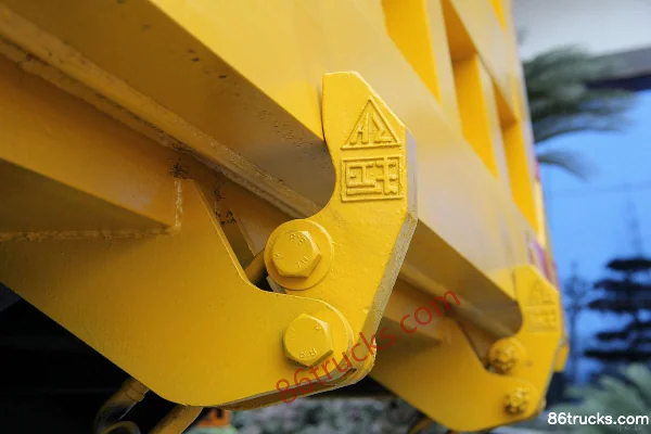 Hongyan King Mine Truck 371hp 6X4(10 wheels) Wide-body Mining Dump Truck (3) | 86Trucks