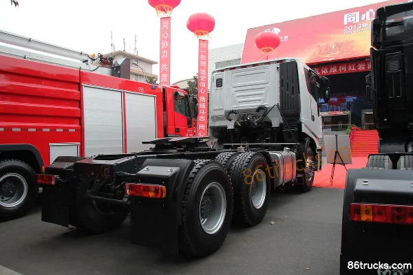 Hongyan Genlyon 380hp 6X4(10 wheels) Tractor Truck (Export Model) Exterior (3) | 86Trucks