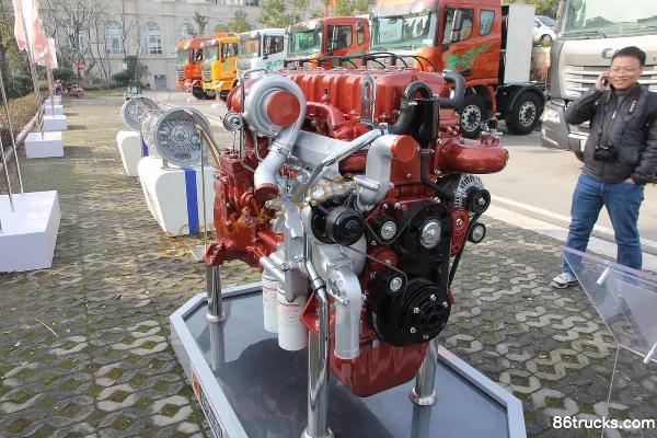 United Power YC6KN380 380 hp 13L China IV Natural Gas Engine Exterior (2) | 86Trucks