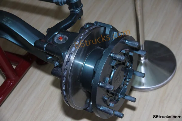 Sinotruk HR9 essieu directeur Extérieur (2) | 86Trucks