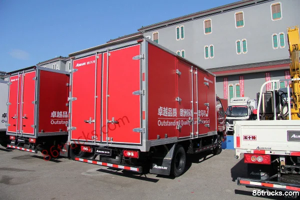 Foton Aumark 3 Series 150hp 4X2(6 wheels) 4.165m Single Row Van Light Truck Exterior (3) | 86Trucks