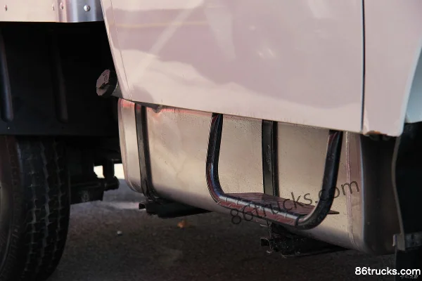 Foton Auman 1 Series 118hp 4X2(6 wheels) 3.2m Double Row Van Light Truck Cab (2) | 86Trucks