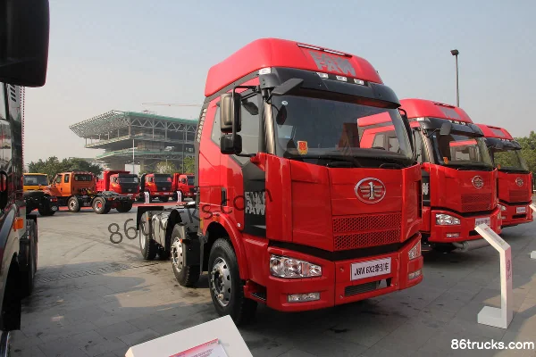 FAW Jiefang J6M Heavy Truck 310hp 6X4(10 wheels) Tractor Truck Exterior (3) | 86Trucks