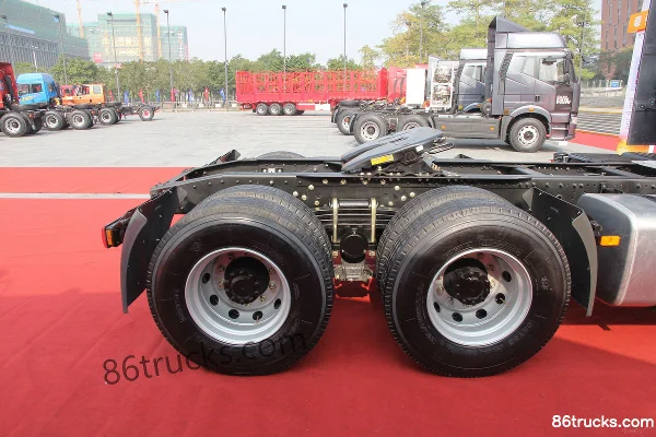 FAW Jiefang J6P tracteur routier 390 ch 6X4(10 roues) Châssis (2) | 86Trucks