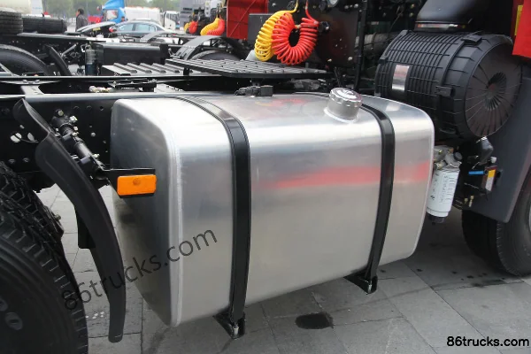 FAW Jiefang Qingdao Xindewei Heavy Truck 390hp 6X4(10 wheels) Tractor Truck Chassis (2) | 86Trucks